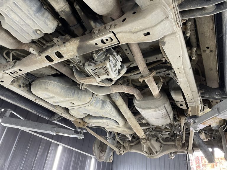 Toyota Land Cruiser 200 — обработка колёсных арок